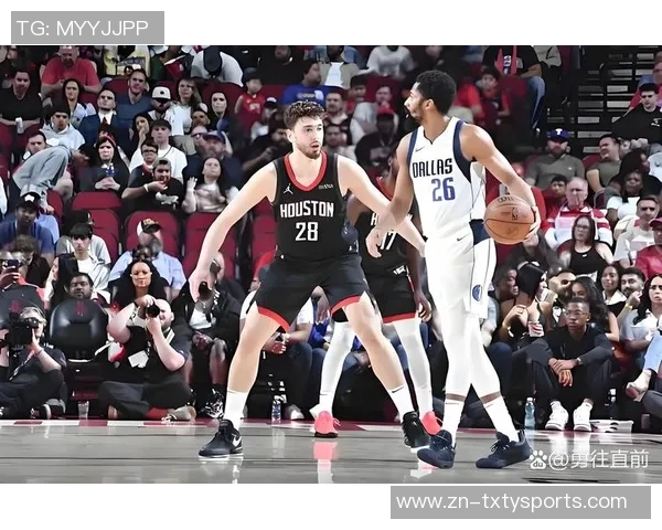 克尼佩尔表现出色4号秀16投9中砍下全队最高24分并贡献5个前场篮板